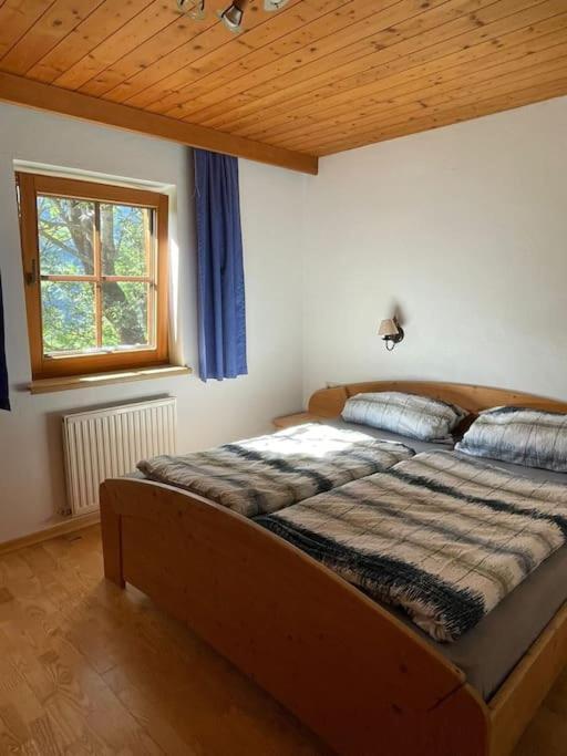 Alpine Cottage With Exceptional View Mayrhofen Exterior foto